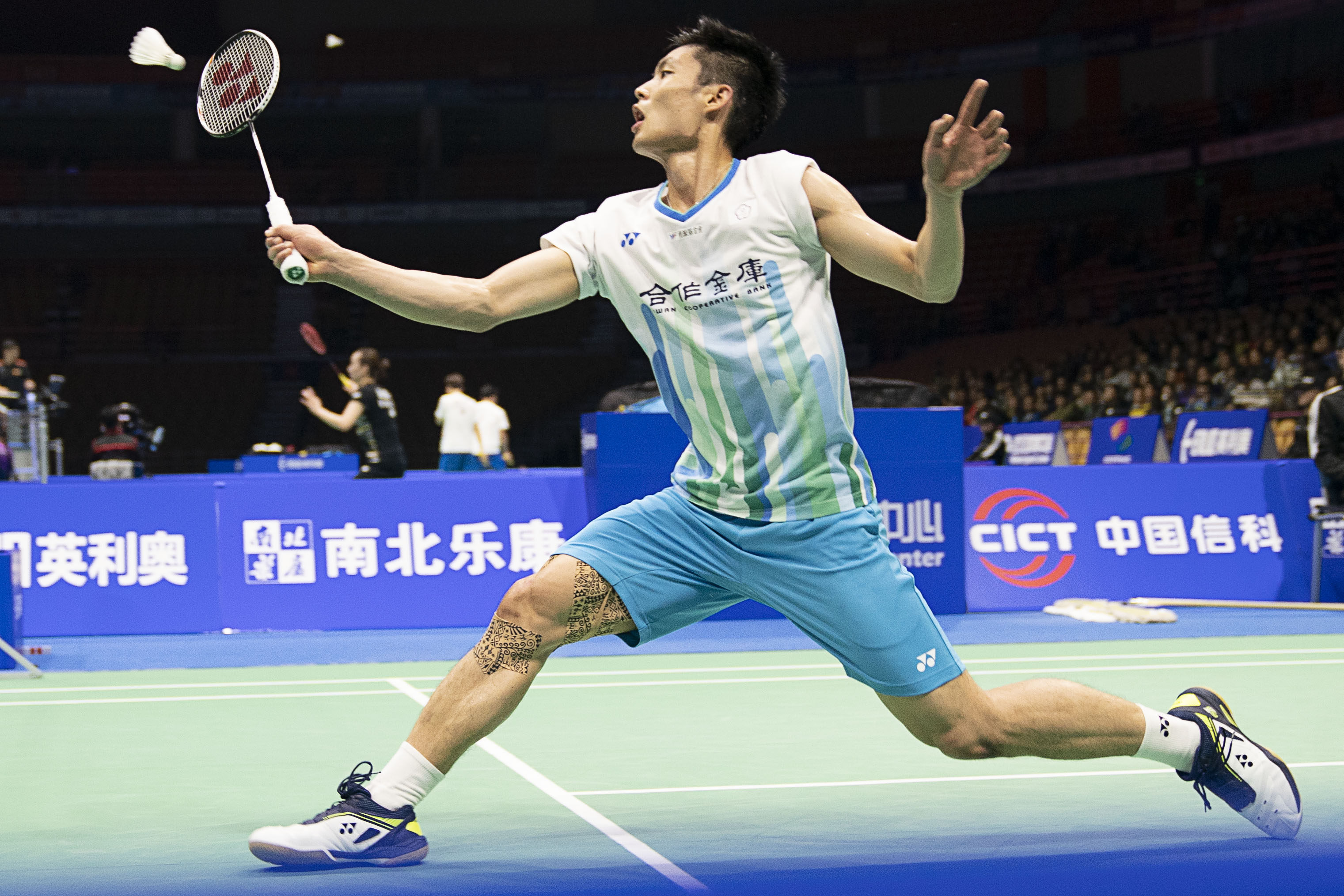 的舞台上 的舞台上