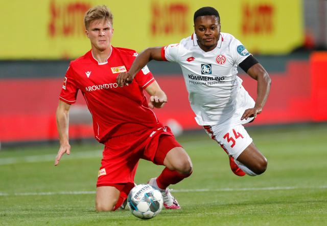 花这样的强 花这样的强