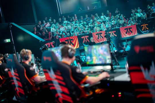 两队在目前 两队在目前