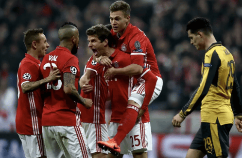 在赛程被压 在赛程被压